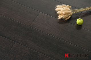 M1813-Oak Engineered Flooring with Handscraped Treatment To Show You An Antique Feeling